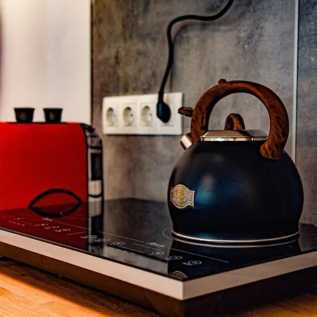 Bpvf - Castle Escape For Four Apartamento *