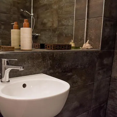 Bpvf - Castle Escape For Four Apartamento *